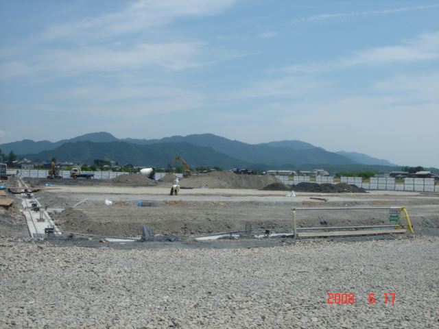 ６月１７日建設.JPG